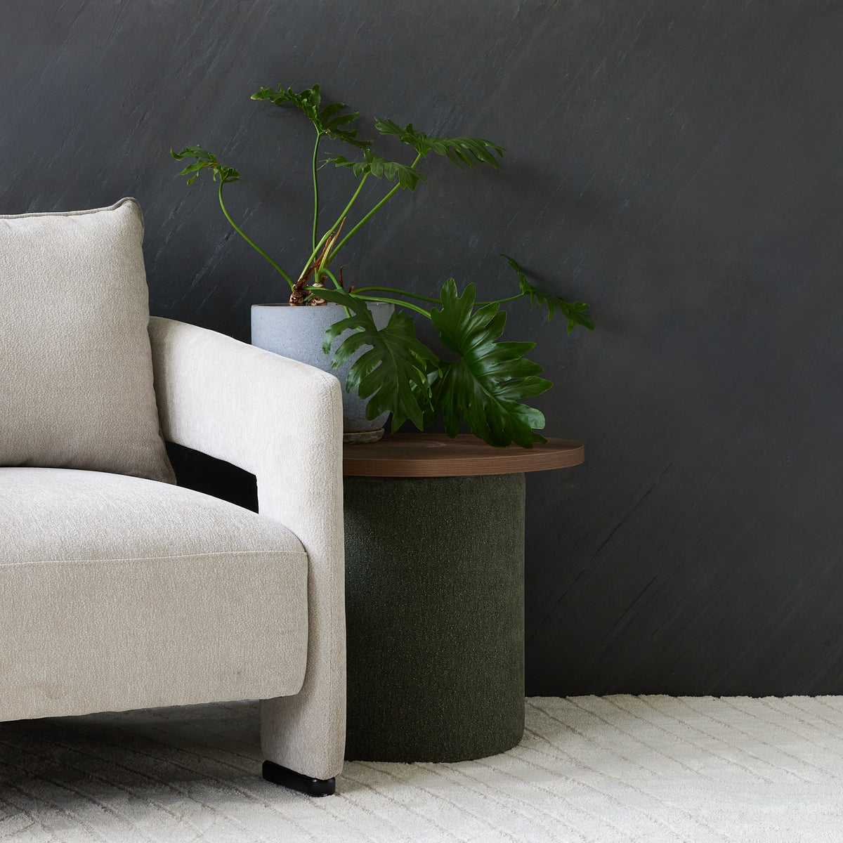 VeloStone™ Line Black Flexible Natural Stone Wall Panel - 290cmx122cm